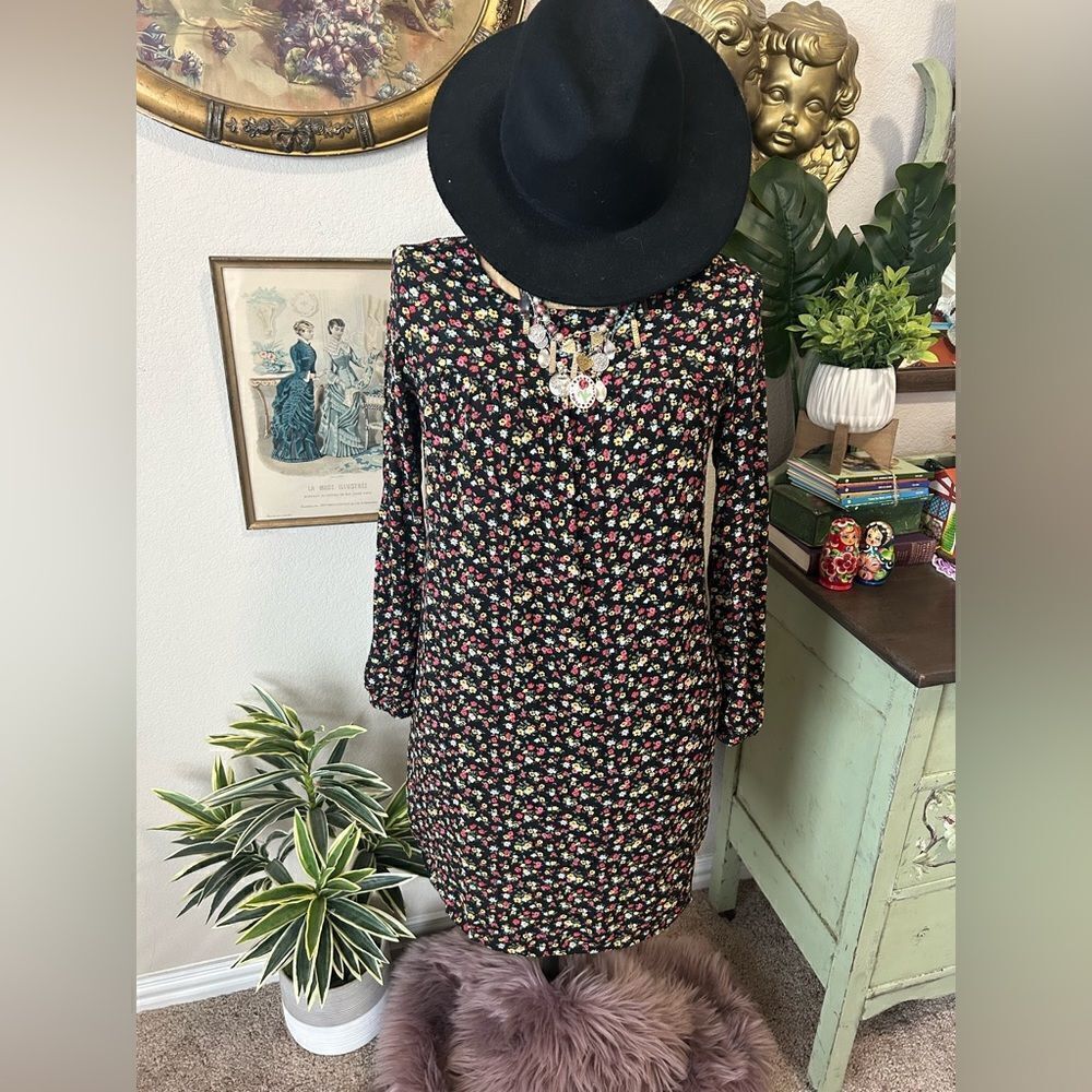 The Nines By Hatch Maternity Black Red Yellow Ditsy Floral‎ Balloon Sleeve Dress